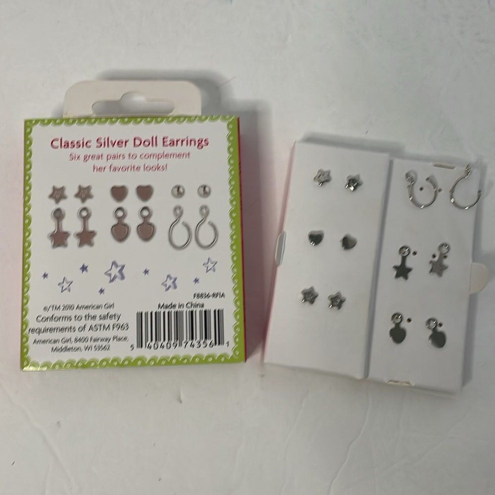 American Girl Doll pierced doll earrings set in box - Picture 2 of 6
